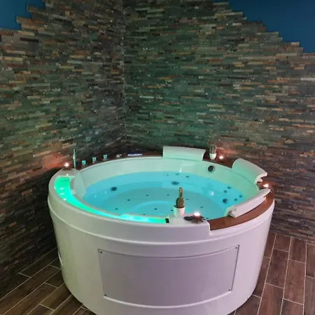Gite La Charme Avec Spa Rumilly  Exterior photo