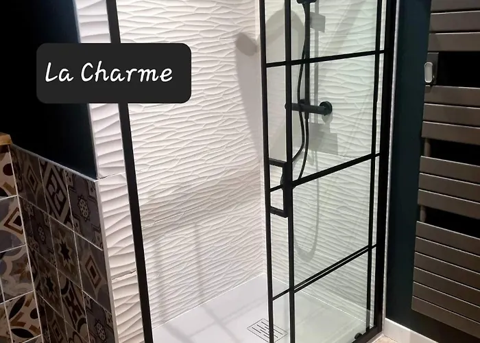 Gite La Charme Avec Spa